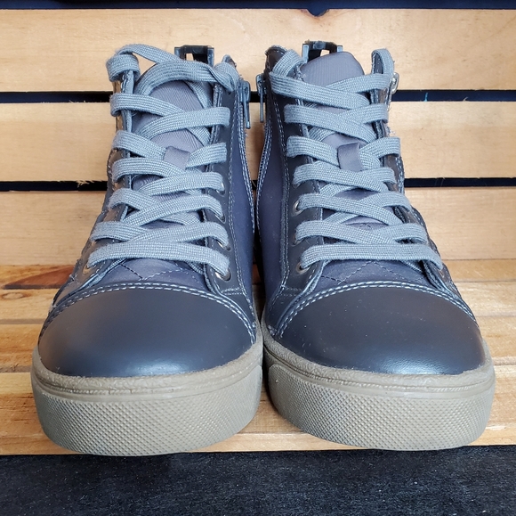 4) JUICY COUTURE Women's Quilted High-Top Sneakers Sz. 7 - Picture 6 of 10